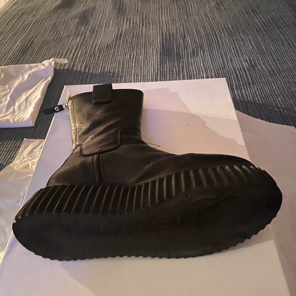 AGL boots, Size 37.5 (US 7.5) - Picture 7 of 11